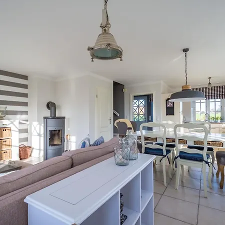 Dom wakacyjny Friesenhaus Meerzeit *